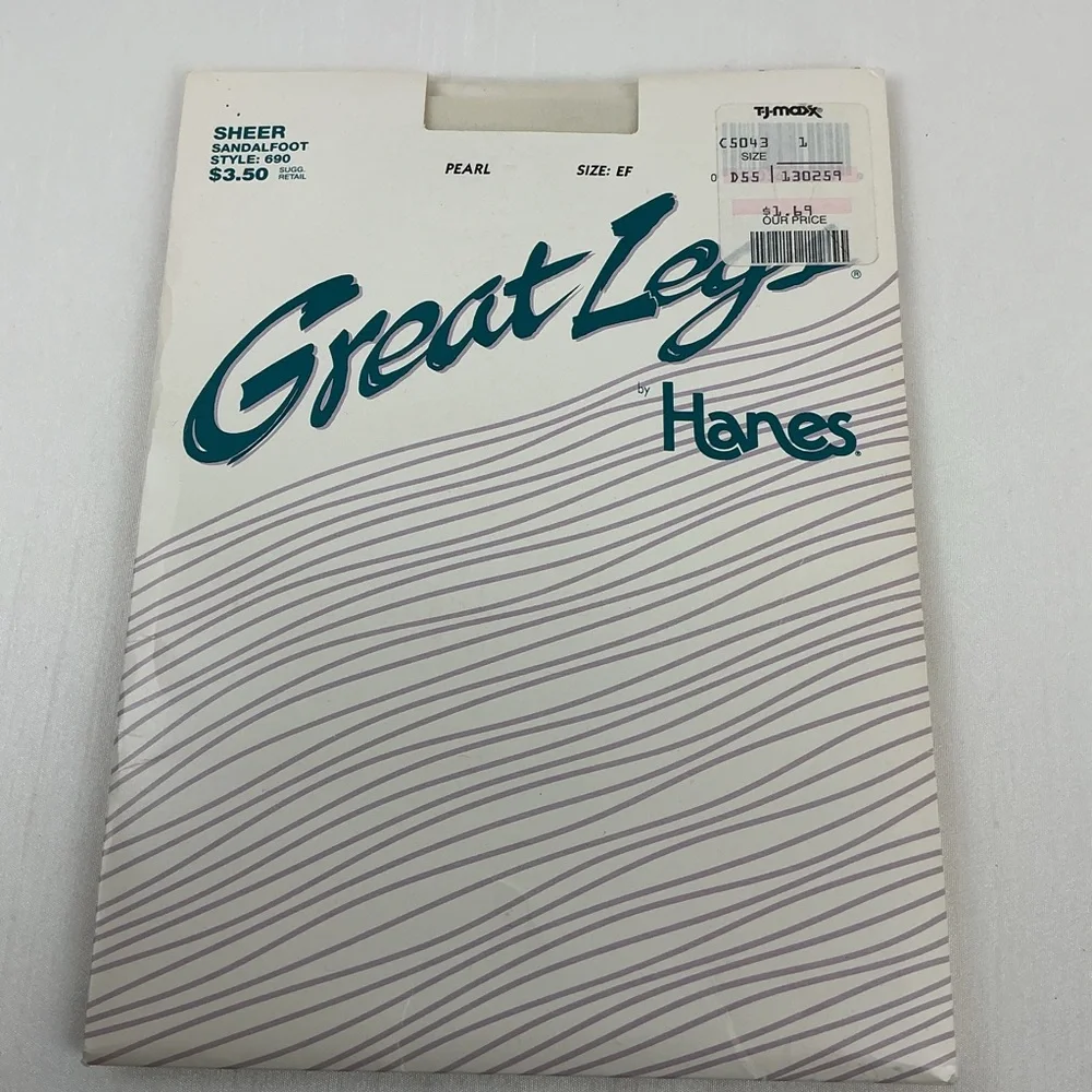 Vintage Hanes Great Legs Sheer Control Top Pantyhose Sandalfoot EF 1994